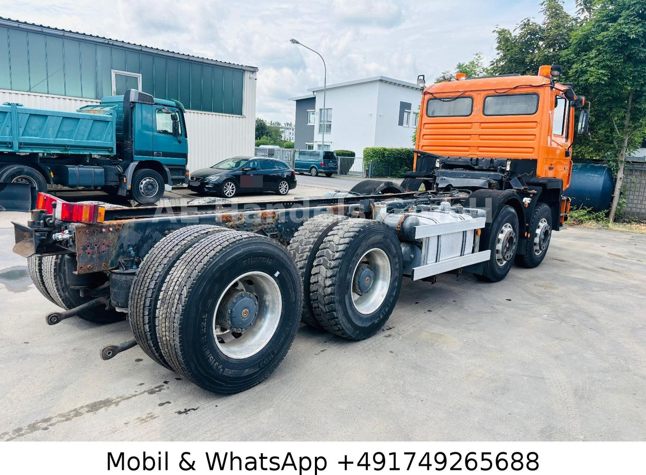 MAN E65 5-40 BL 8x4 *Retarder/Analog/AP/Tempomat/AHK - Kamion sa golom šasijom i zatvorenom kabinom: slika 5 MAN E65 5-40 BL 8x4 *Retarder/Analog/AP/Tempomat/AHK - Kamion sa golom šasijom i zatvorenom kabinom: slika 5