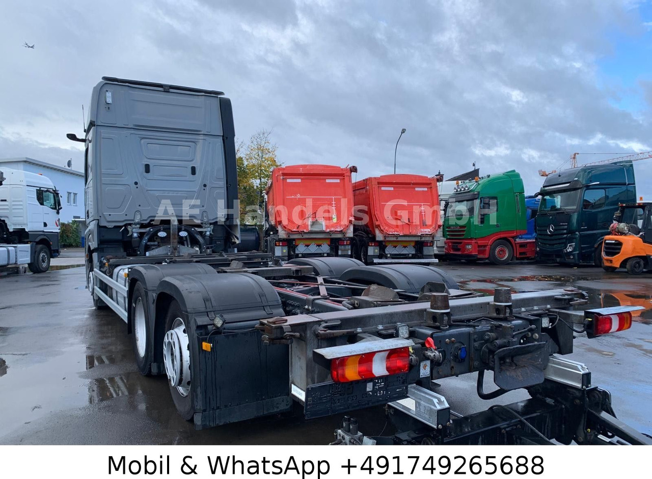 Mercedes-Benz Actros V 2545 BigSpace LL*Retarder/LBW/Lenk+Lift - Kamion za prevoz kontejnera/ Kamion sa promenjivim sandukom: slika 5 Mercedes-Benz Actros V 2545 BigSpace LL*Retarder/LBW/Lenk+Lift - Kamion za prevoz kontejnera/ Kamion sa promenjivim sandukom: slika 5