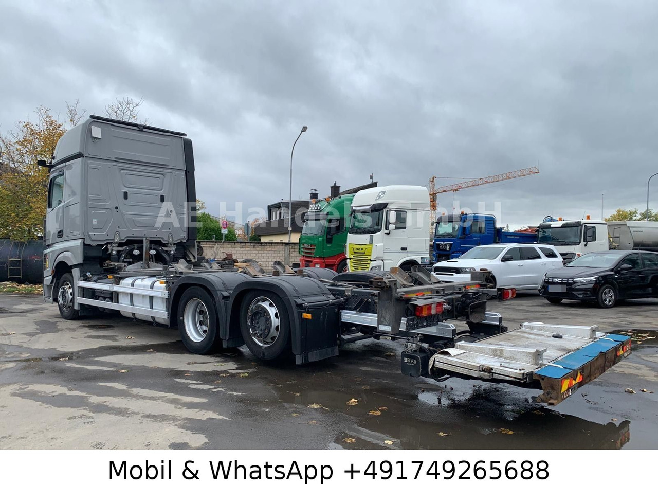 Mercedes-Benz Actros V 2545 GigaSpace BDF LL*Retarder/LBW/L+L - Kamion za prevoz kontejnera/ Kamion sa promenjivim sandukom: slika 2 Mercedes-Benz Actros V 2545 GigaSpace BDF LL*Retarder/LBW/L+L - Kamion za prevoz kontejnera/ Kamion sa promenjivim sandukom: slika 2