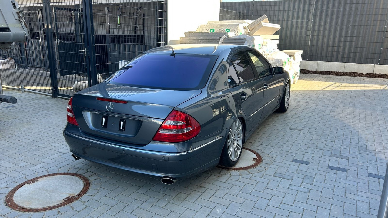 Mercedes-Benz E 350 ELEGANCE *Sport/Harman/Desingo/Massage/PDC - Limuzina: slika 3 Mercedes-Benz E 350 ELEGANCE *Sport/Harman/Desingo/Massage/PDC - Limuzina: slika 3