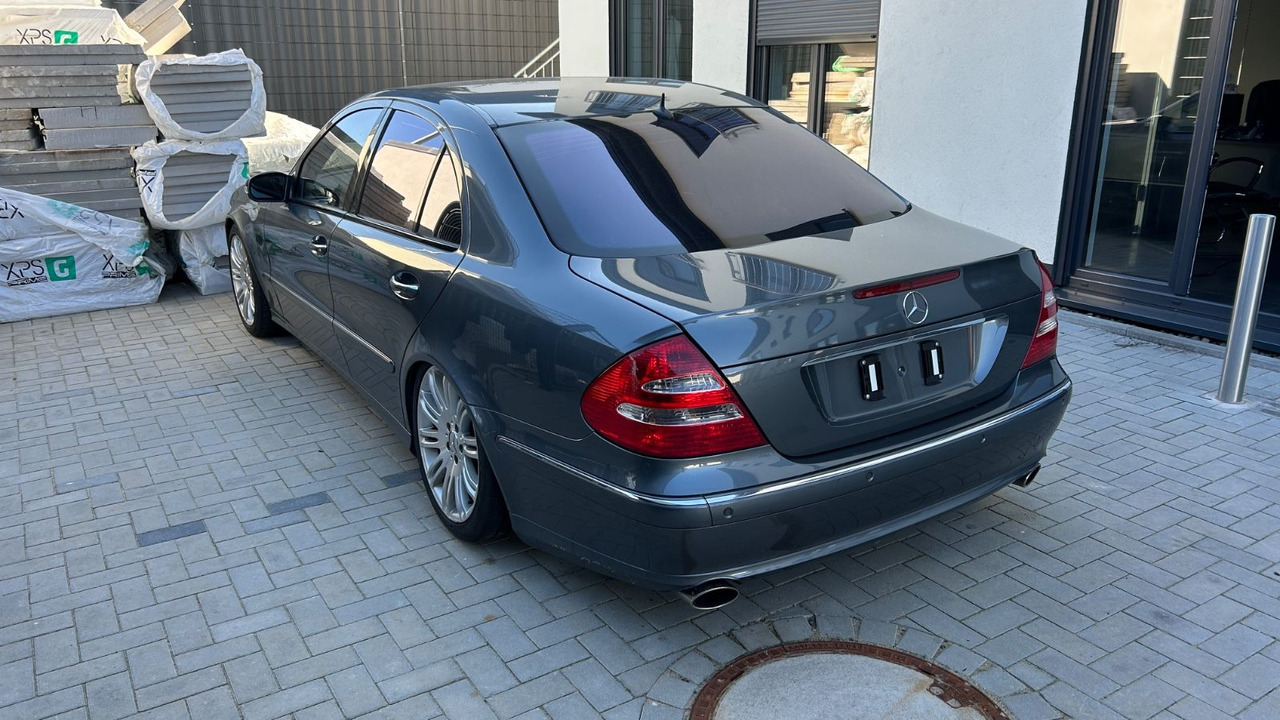 Mercedes-Benz E 350 ELEGANCE *Sport/Harman/Desingo/Massage/PDC - Limuzina: slika 5 Mercedes-Benz E 350 ELEGANCE *Sport/Harman/Desingo/Massage/PDC - Limuzina: slika 5