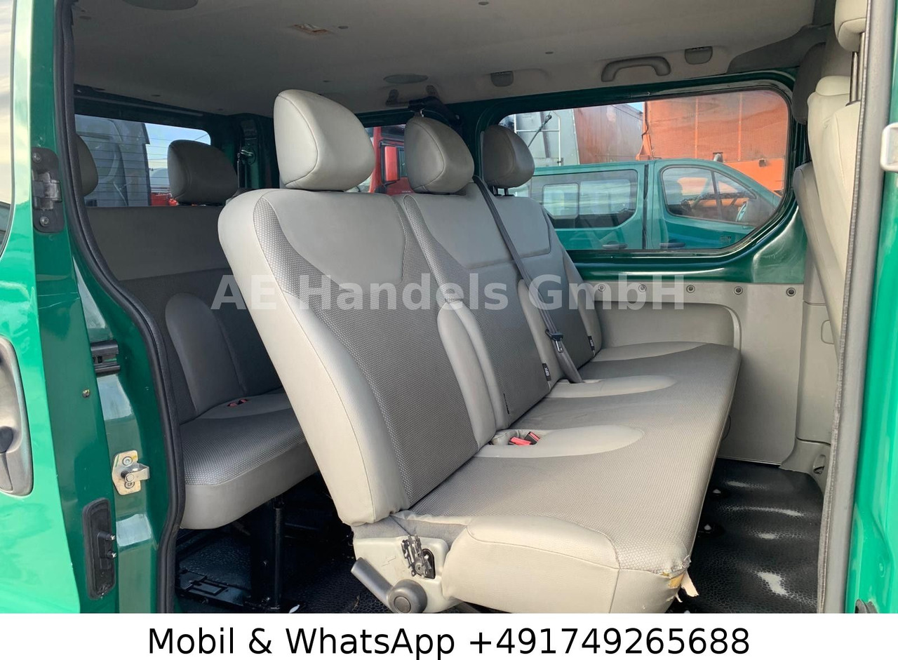 Putnički kombi Renault Trafic Combi 9 Sitzer *Klima/Radio/1xSchiebetür: slika 17 Putnički kombi Renault Trafic Combi 9 Sitzer *Klima/Radio/1xSchiebetür: slika 17