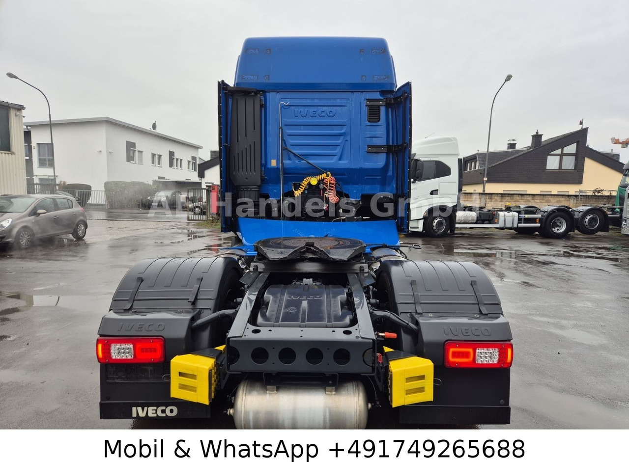 Iveco S-Way 460 AS LNG *Retarder/ACC/2xTank/LED/Leder - Tegljač: slika 4 Iveco S-Way 460 AS LNG *Retarder/ACC/2xTank/LED/Leder - Tegljač: slika 4