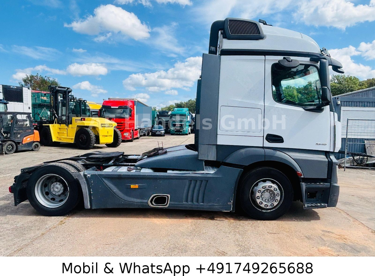 Mercedes-Benz Actros 1845 L LL 4x2 LowDeck*Retarder/ACC/2xTank - Tegljač: slika 2 Mercedes-Benz Actros 1845 L LL 4x2 LowDeck*Retarder/ACC/2xTank - Tegljač: slika 2