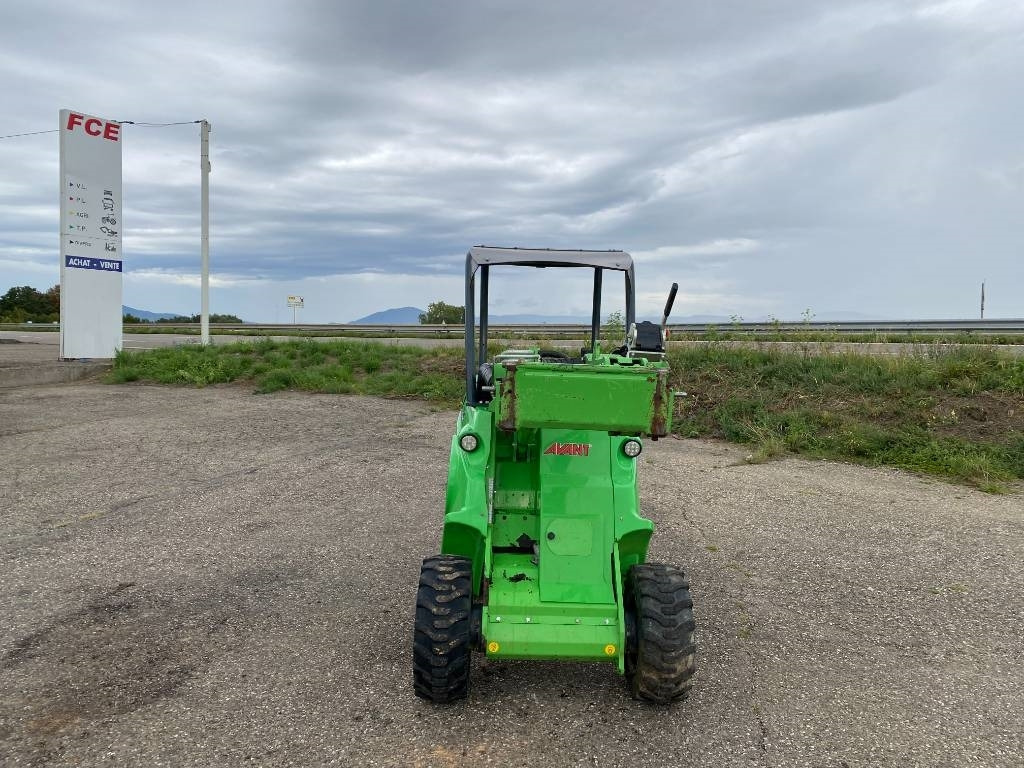 Avant M 528 EIPTT /Certificat CE endommagée - Zglobni utovarivač: slika 3 Avant M 528 EIPTT /Certificat CE endommagée - Zglobni utovarivač: slika 3