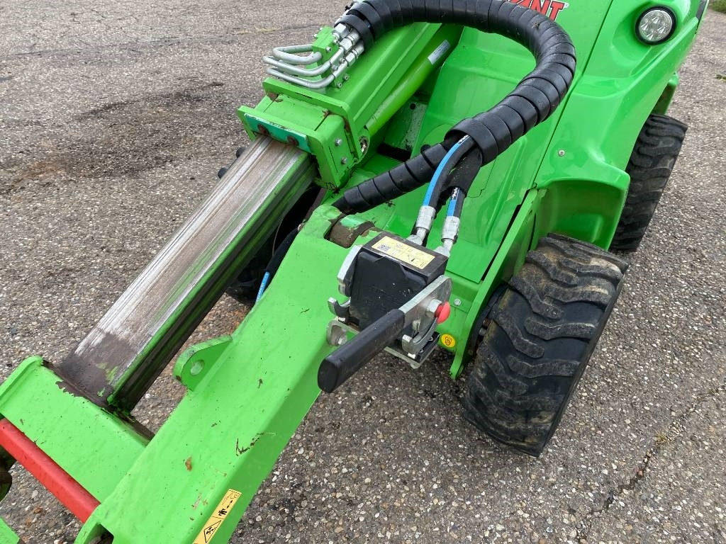 Zglobni utovarivač Avant M 528 EIPTT /Certificat CE endommagée: slika 25