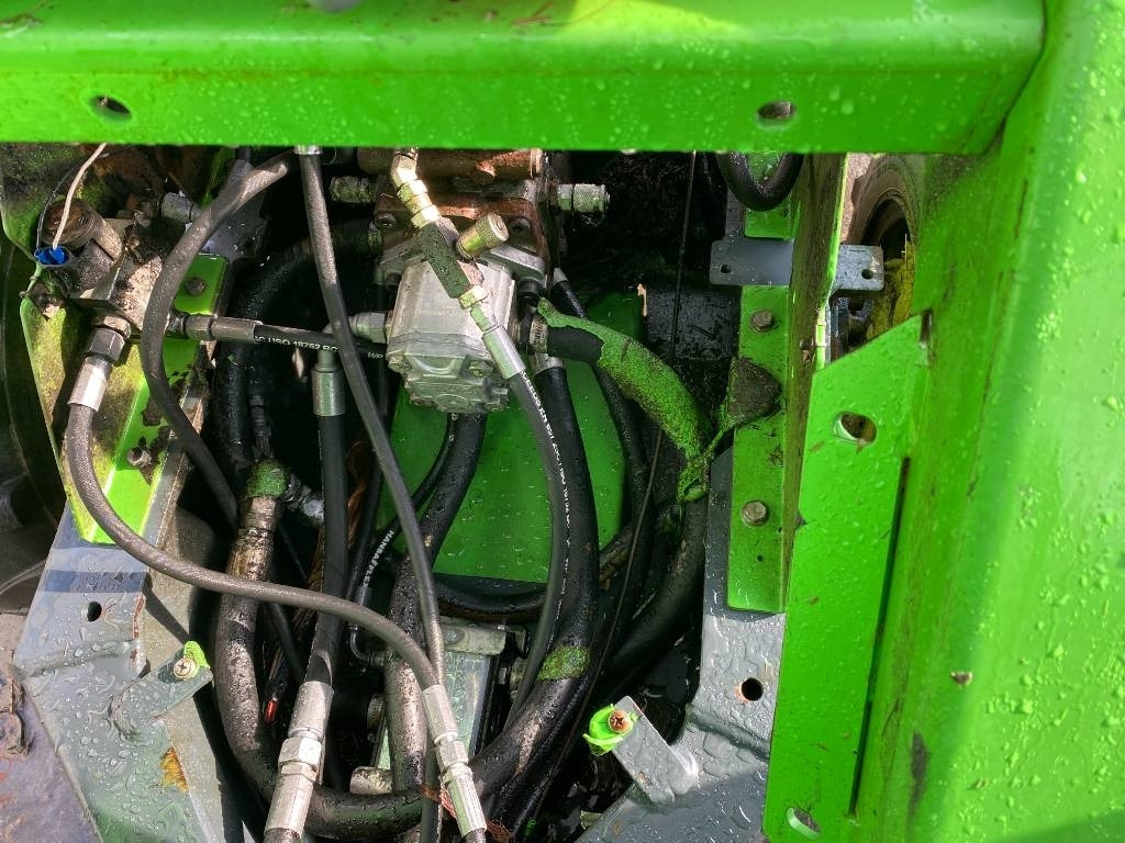 Zglobni utovarivač Avant M 528 EIPTT /Certificat CE endommagée: slika 17