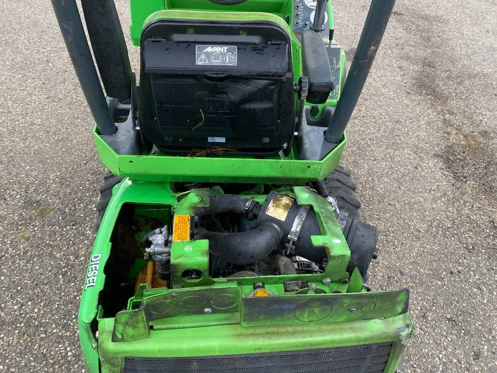 Zglobni utovarivač Avant M 528 EIPTT /Certificat CE endommagée: slika 38