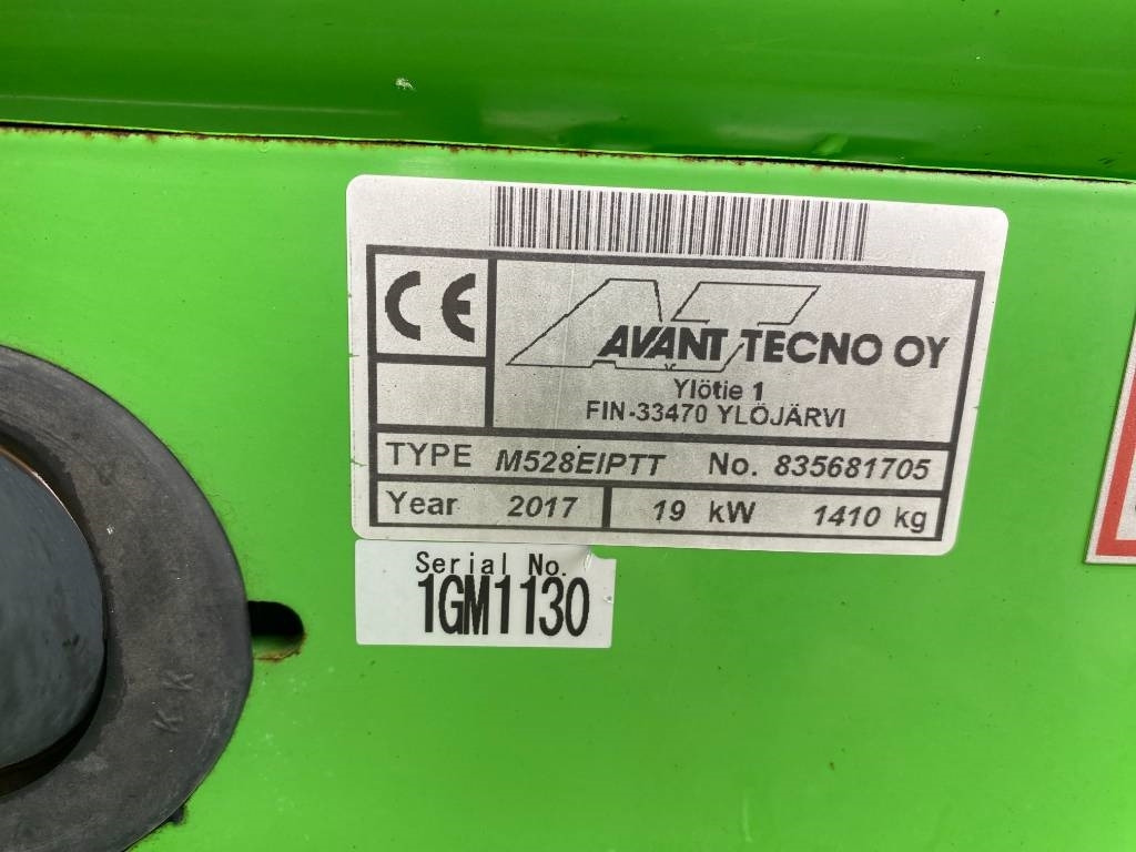 Zglobni utovarivač Avant M 528 EIPTT /Certificat CE endommagée: slika 10