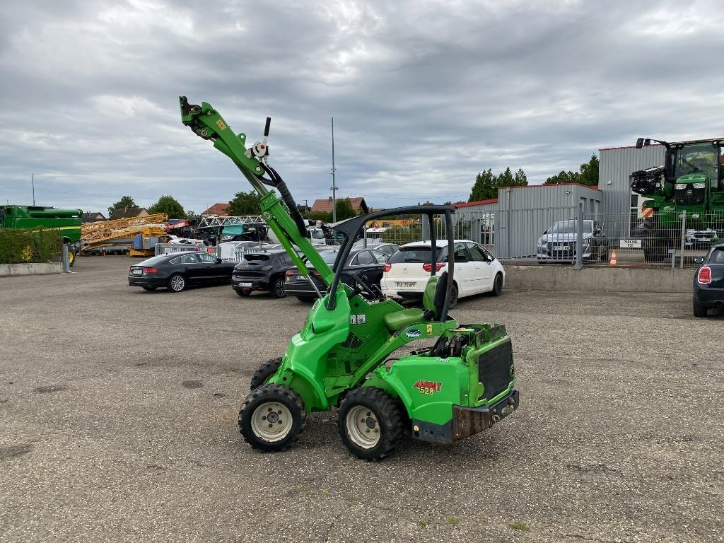 Zglobni utovarivač Avant M 528 EIPTT /Certificat CE endommagée: slika 8