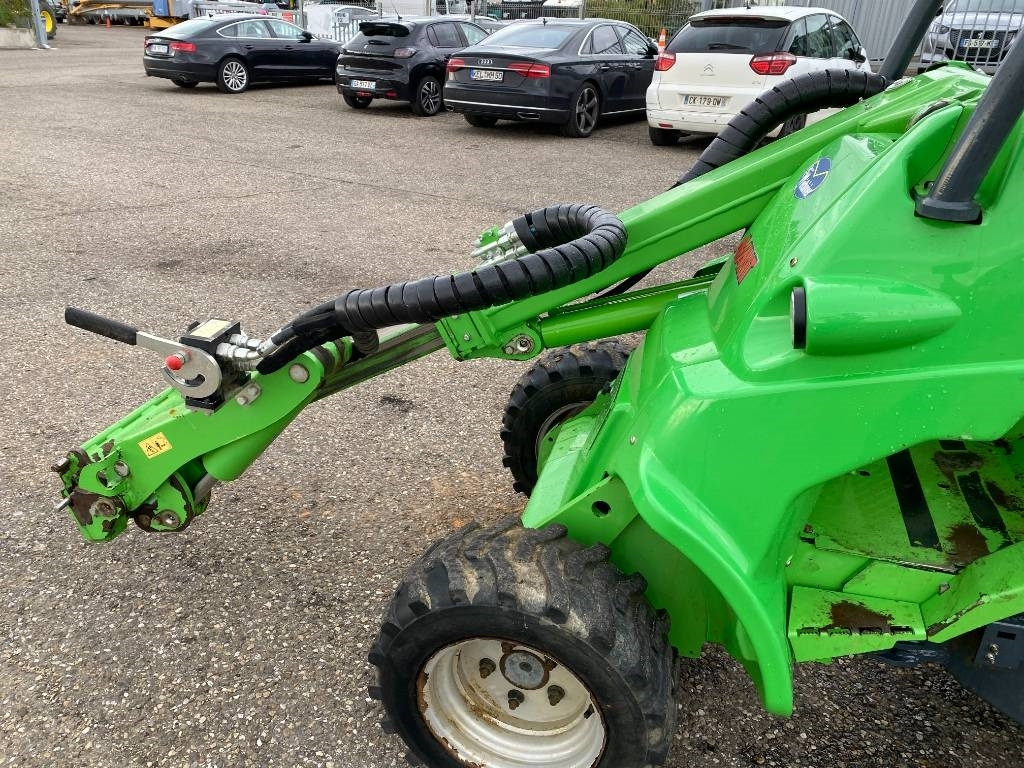 Zglobni utovarivač Avant M 528 EIPTT /Certificat CE endommagée: slika 29