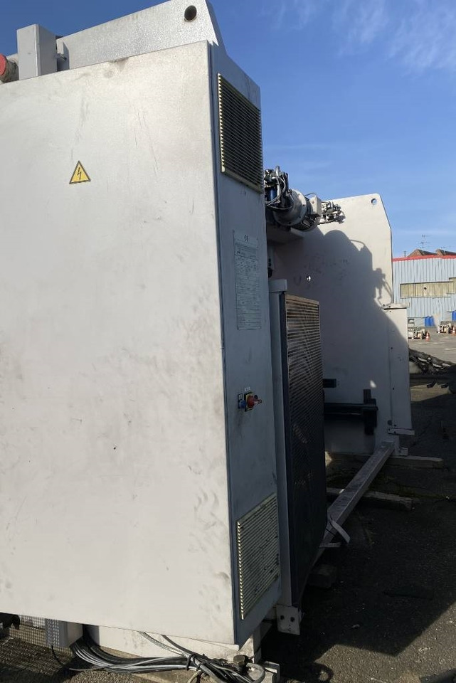 BEYELER Presse/Plieuse PR6 2000KNx4100MM endommagé - Apkant presa: slika 4 BEYELER Presse/Plieuse PR6 2000KNx4100MM endommagé - Apkant presa: slika 4