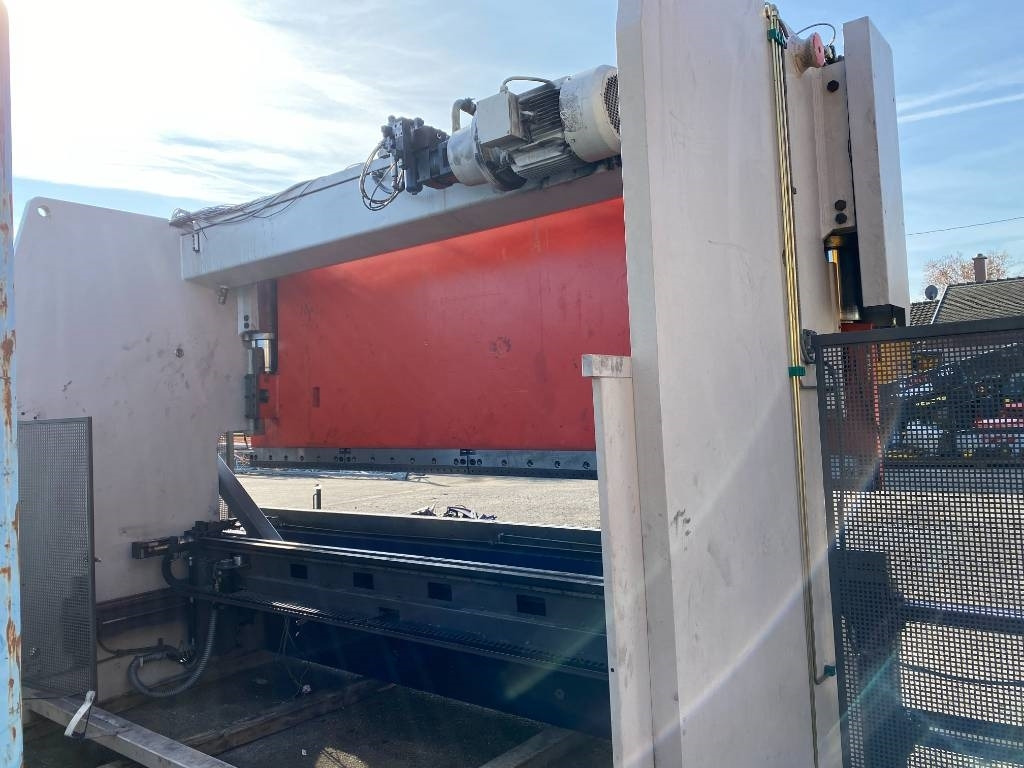 BEYELER Presse/Plieuse PR6 2000KNx4100MM endommagé - Apkant presa: slika 3 BEYELER Presse/Plieuse PR6 2000KNx4100MM endommagé - Apkant presa: slika 3