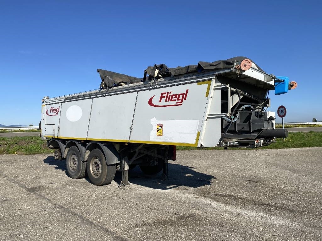 Fliegl THERMO ASS372/Asphalt-Profi endommagée - Poluprikolica sa pokretnim podom: slika 3 Fliegl THERMO ASS372/Asphalt-Profi endommagée - Poluprikolica sa pokretnim podom: slika 3