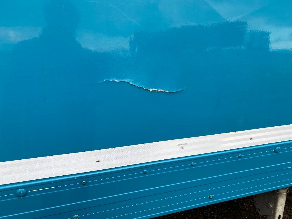 Kamion sa zatvorenim sandukom Iveco EuroCargo 120/210 e6 Turbo Hors /Service: slika 40 Kamion sa zatvorenim sandukom Iveco EuroCargo 120/210 e6 Turbo Hors /Service: slika 40