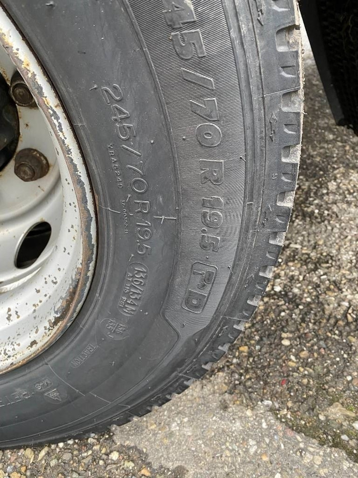 Kamion sa zatvorenim sandukom Iveco EuroCargo 120/210 e6 Turbo Hors /Service: slika 25 Kamion sa zatvorenim sandukom Iveco EuroCargo 120/210 e6 Turbo Hors /Service: slika 25