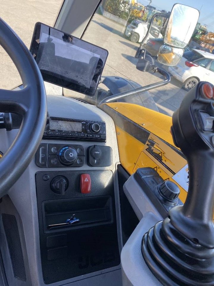 JCB 532-X-70AGX DualTech/Origine Française endommagé - Teleskopski utovarivač na točkovima: slika 3 JCB 532-X-70AGX DualTech/Origine Française endommagé - Teleskopski utovarivač na točkovima: slika 3