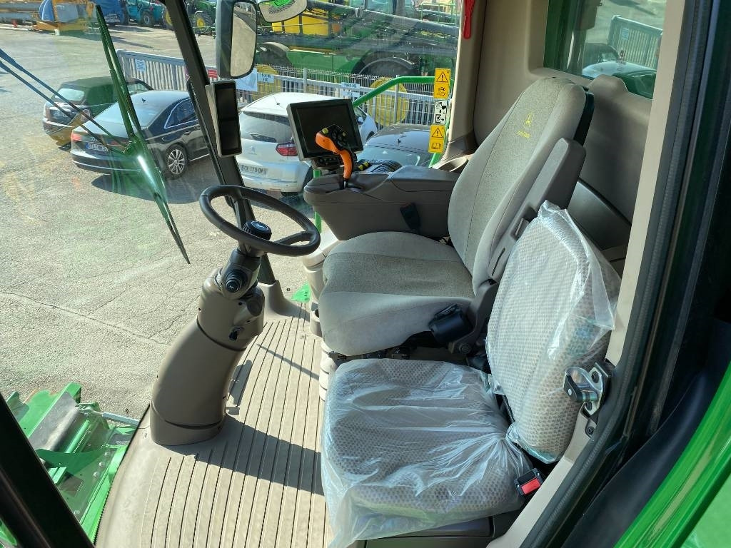 Novu Kombinovani kombajn John Deere S 780i Garantie PowerGard 08/2027: slika 11 Novu Kombinovani kombajn John Deere S 780i Garantie PowerGard 08/2027: slika 11