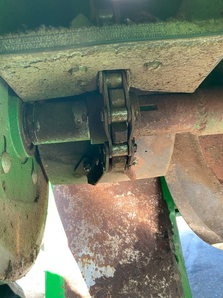 Novu Kombinovani kombajn John Deere S 780i Garantie PowerGard 08/2027: slika 17 Novu Kombinovani kombajn John Deere S 780i Garantie PowerGard 08/2027: slika 17