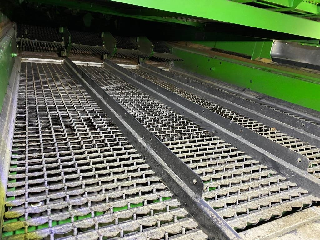 Novu Kombinovani kombajn John Deere S 780i Garantie PowerGard 08/2027: slika 15 Novu Kombinovani kombajn John Deere S 780i Garantie PowerGard 08/2027: slika 15