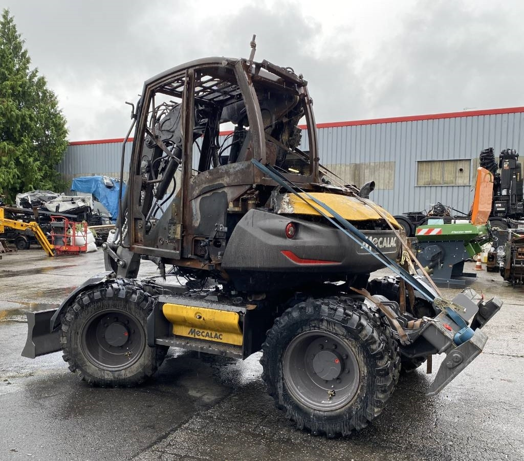 Mecalac 9 MWR / 1er Main Origine Française endommagée - Bager točkaš: slika 4 Mecalac 9 MWR / 1er Main Origine Française endommagée - Bager točkaš: slika 4