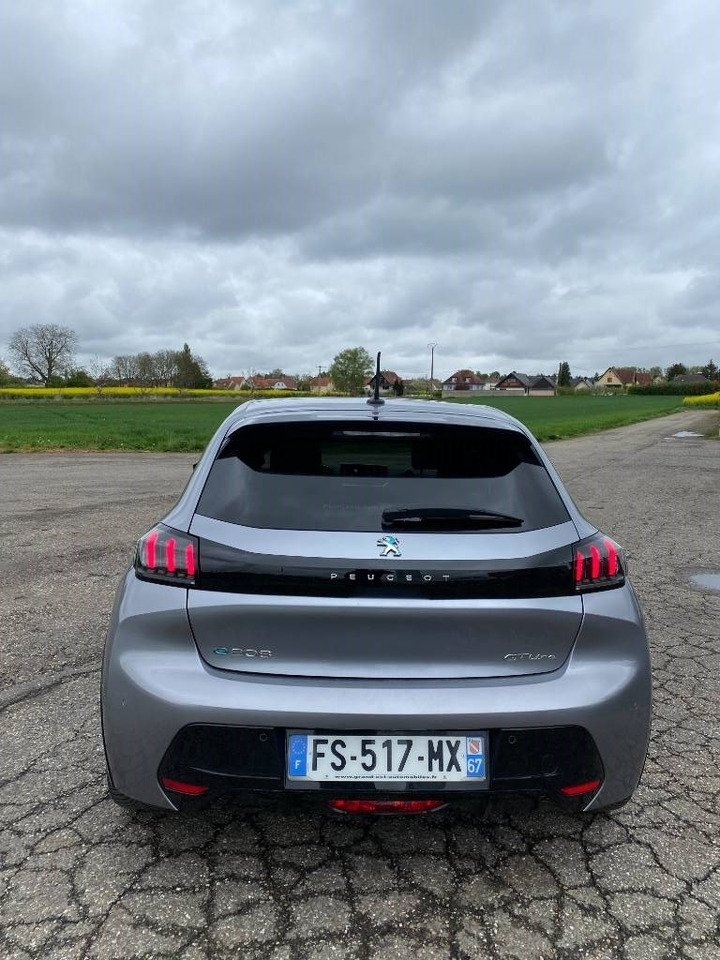 Peugeot e208 136/GT-Line Toit Panoramique 1er Main - Automobil: slika 5 Peugeot e208 136/GT-Line Toit Panoramique 1er Main - Automobil: slika 5