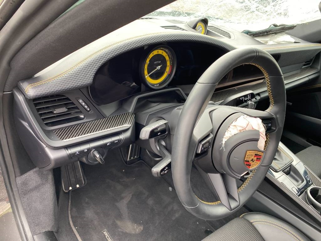 Automobil Porsche 911/ 992 - 4.0i GT3 Pack Touring 1er Main: slika 32 Automobil Porsche 911/ 992 - 4.0i GT3 Pack Touring 1er Main: slika 32