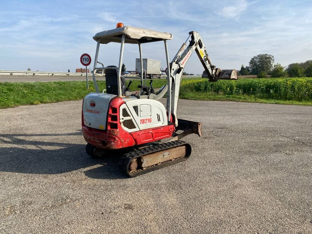 Takeuchi TB 216 /1er Main endommagée  - Mini bager: slika 4 Takeuchi TB 216 /1er Main endommagée  - Mini bager: slika 4