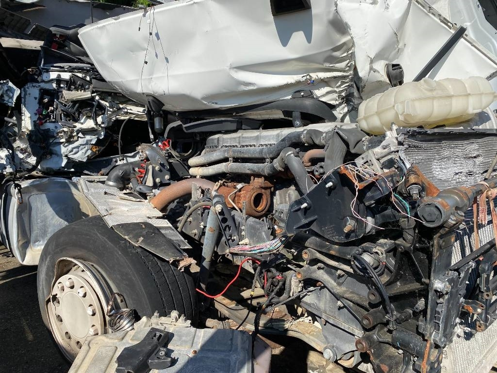 Renault T460 Vente en pièces détachée - Tegljač: slika 5 Renault T460 Vente en pièces détachée - Tegljač: slika 5