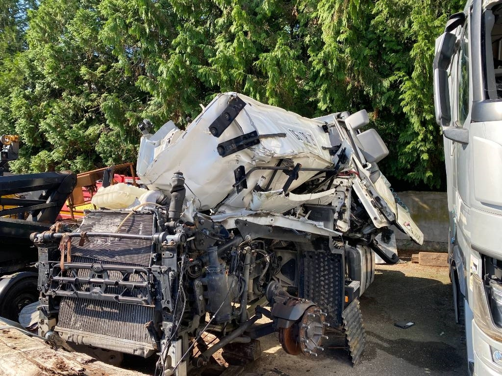 Renault T460 Vente en pièces détachée - Tegljač: slika 2 Renault T460 Vente en pièces détachée - Tegljač: slika 2