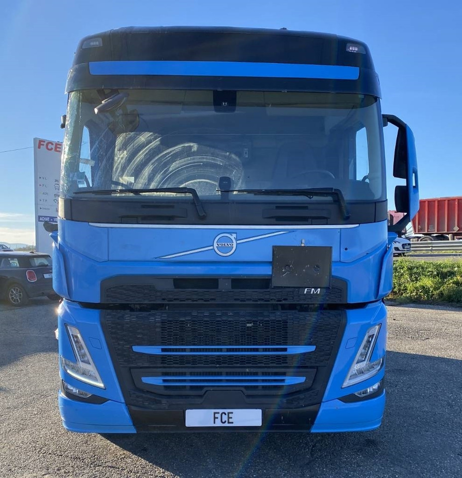 Volvo FM 460 / 1er Main endommagé - Tegljač: slika 2 Volvo FM 460 / 1er Main endommagé - Tegljač: slika 2