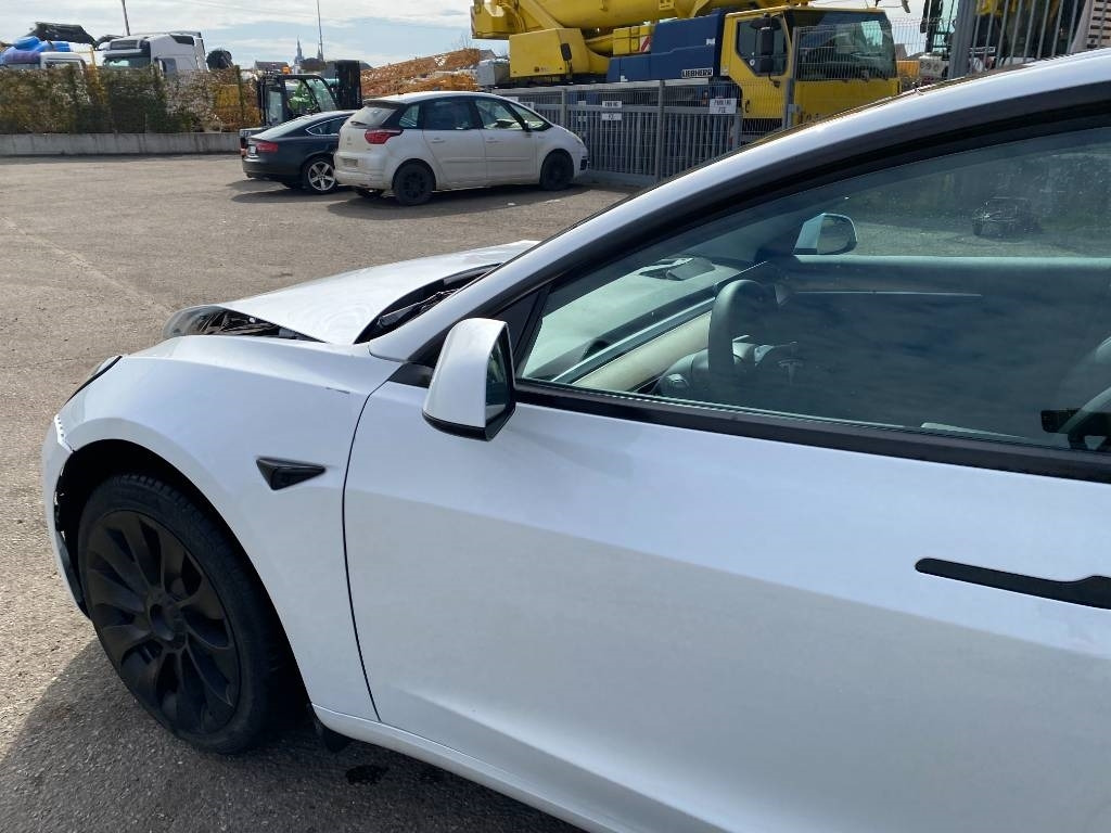 Limuzina Tesla MODEL 3 - 5YJ3 Rwd Origine Française: slika 31