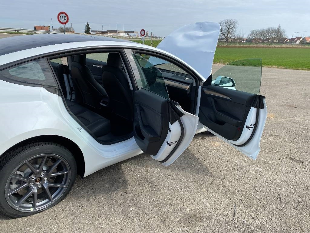 Limuzina Tesla MODEL 3 - 5YJ3 Rwd Origine Française: slika 20