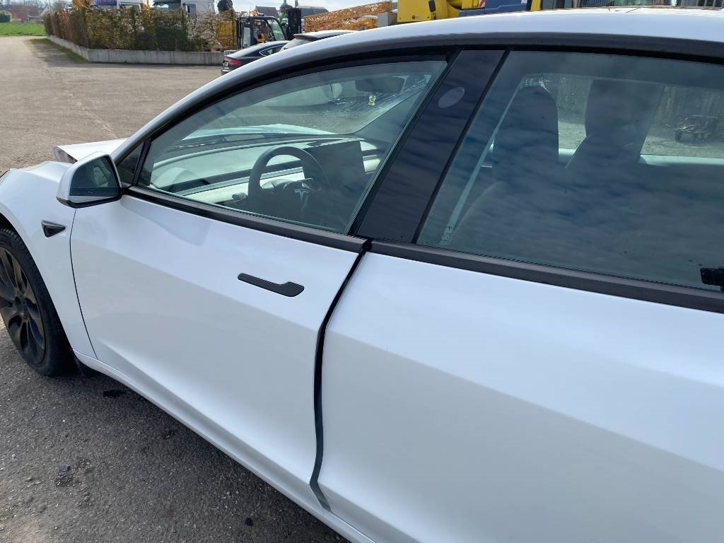 Limuzina Tesla MODEL 3 - 5YJ3 Rwd Origine Française: slika 34