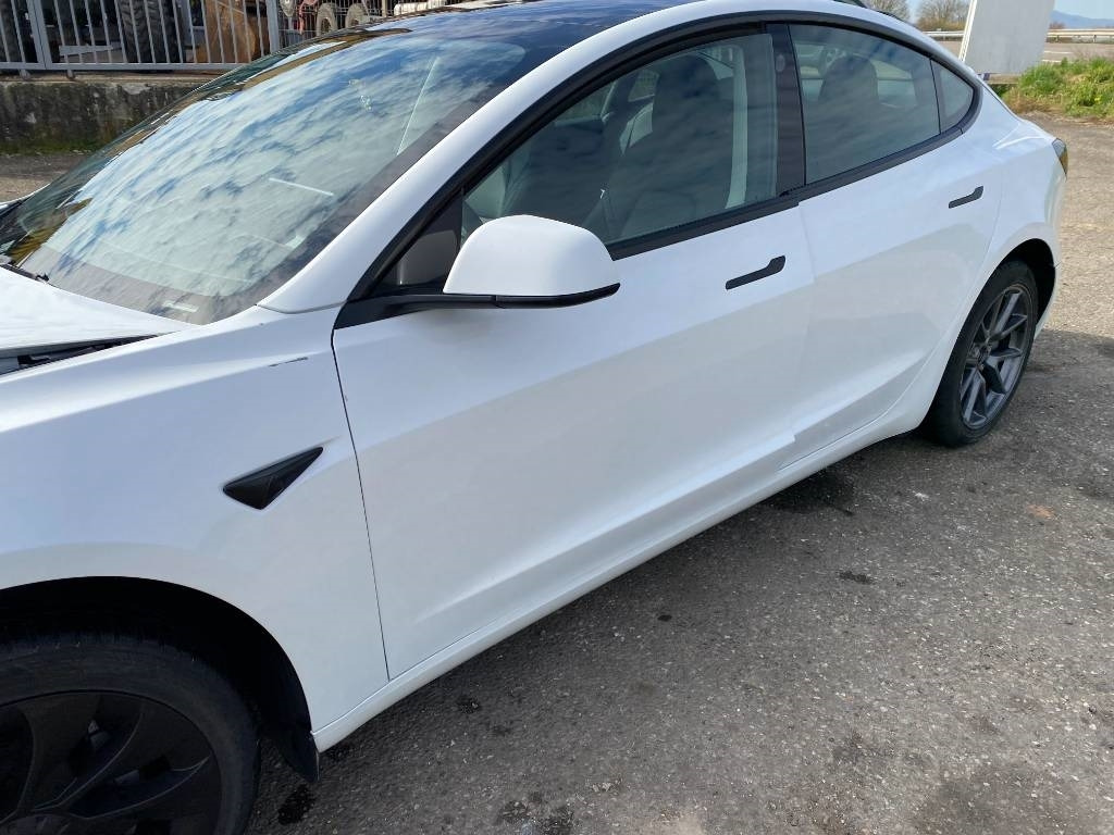Limuzina Tesla MODEL 3 - 5YJ3 Rwd Origine Française: slika 28