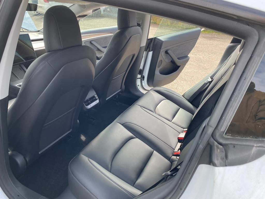 Limuzina Tesla MODEL 3 - 5YJ3 Rwd Origine Française: slika 15