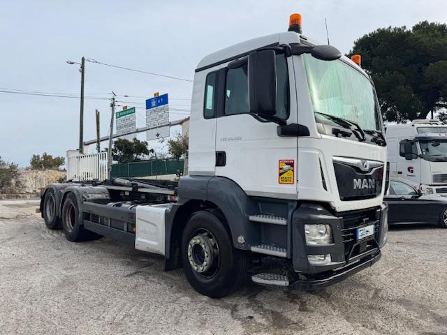 MAN TGS 28.460 AMPIROLL - Kamion sa hidrauličnom kukom: slika 3 MAN TGS 28.460 AMPIROLL - Kamion sa hidrauličnom kukom: slika 3