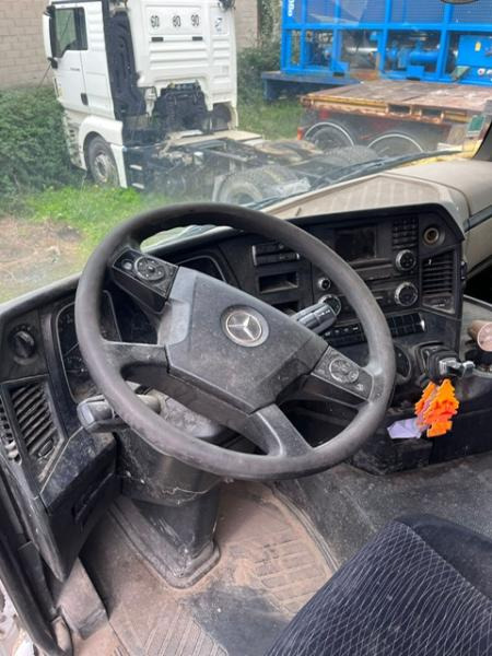 Mercedes ACTROS 1845 - Tegljač: slika 4 Mercedes ACTROS 1845 - Tegljač: slika 4