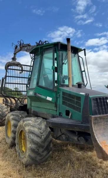 Timberjack 810B PORTEUR GRUE FORESTIER - Prevoznik: slika 5 Timberjack 810B PORTEUR GRUE FORESTIER - Prevoznik: slika 5