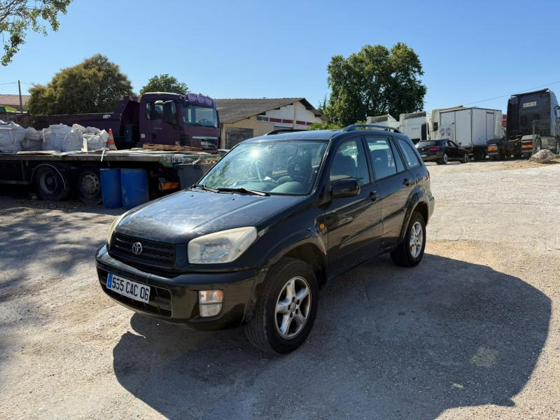Toyota Rav 4 - Hečbek: slika 2 Toyota Rav 4 - Hečbek: slika 2