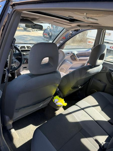 Toyota Rav 4 - Hečbek: slika 5 Toyota Rav 4 - Hečbek: slika 5