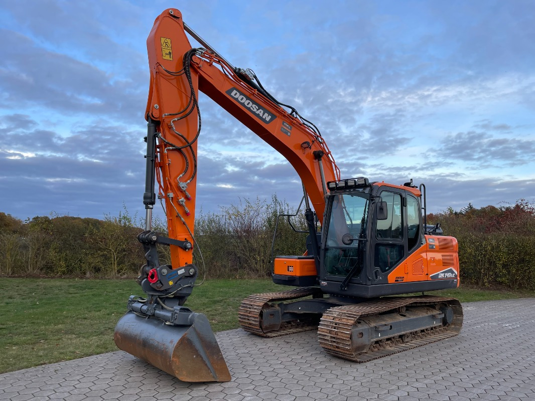 Doosan DX140LC-7 - Bager guseničar: slika 1 Doosan DX140LC-7 - Bager guseničar: slika 1