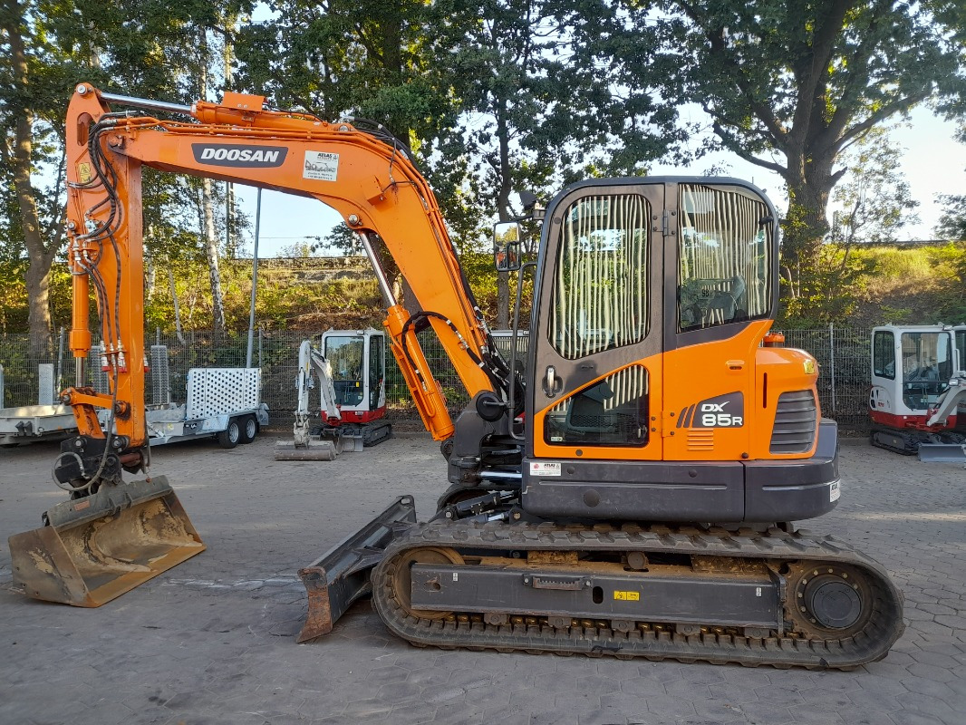 Doosan DX85R-3 - Bager: slika 2 Doosan DX85R-3 - Bager: slika 2
