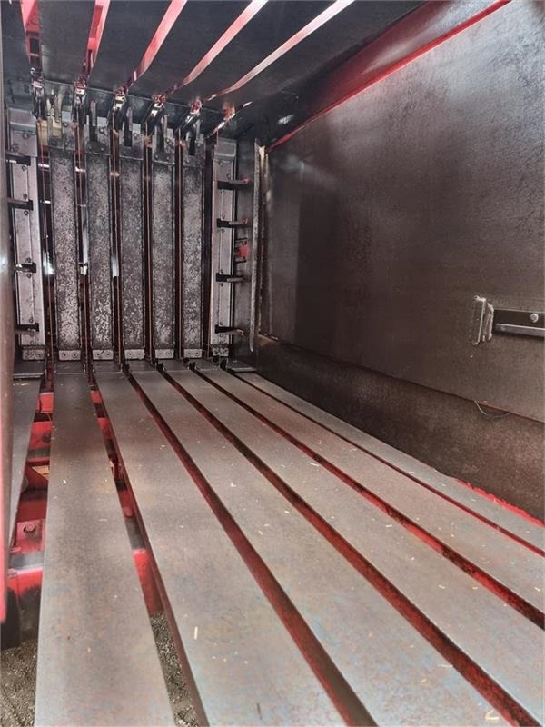 Massey Ferguson >190 bigpallepresser Parkland Ballevogn - Balirka za kockaste bale: slika 3 Massey Ferguson >190 bigpallepresser Parkland Ballevogn - Balirka za kockaste bale: slika 3