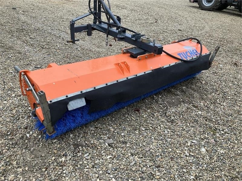 Tuchel 560 Plus - Metle: slika 2 Tuchel 560 Plus - Metle: slika 2