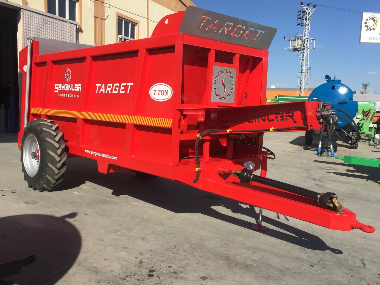 TARGET 10 TON HYDRAULIC PUSH MANURE SPREADER - Rasipač prirodnog đubirva: slika 2 TARGET 10 TON HYDRAULIC PUSH MANURE SPREADER - Rasipač prirodnog đubirva: slika 2