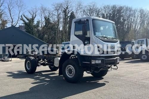 Iveco Eurocargo ML150E24WS 5.9L TURBO DIESEL 4x4 EURO3 CHASSIS CAB - EXPORT OUT EU - Kamion sa golom šasijom i zatvorenom kabinom: slika 4 Iveco Eurocargo ML150E24WS 5.9L TURBO DIESEL 4x4 EURO3 CHASSIS CAB - EXPORT OUT EU - Kamion sa golom šasijom i zatvorenom kabinom: slika 4