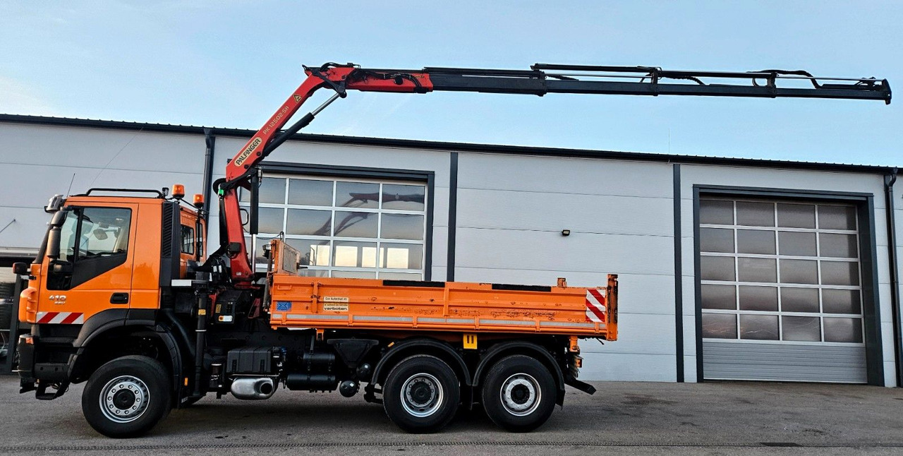 Iveco Trakker 410 6x4-4 EEV Palfinger PK12502 Funk - Istovarivač, Kamion sa dizalicom: slika 3 Iveco Trakker 410 6x4-4 EEV Palfinger PK12502 Funk - Istovarivač, Kamion sa dizalicom: slika 3
