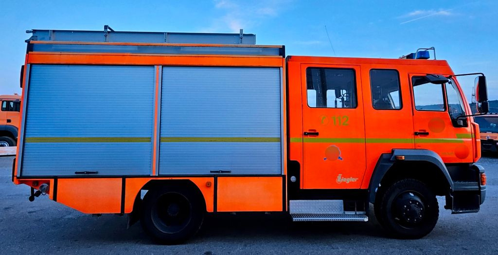 MAN 14.224 L80 4x4 Feuerwehr LF16 Ziegler MAN 14.224 L80 4x4 Feuerwehr LF16 Ziegler - Vatrogasni kamion: slika 5 MAN 14.224 L80 4x4 Feuerwehr LF16 Ziegler MAN 14.224 L80 4x4 Feuerwehr LF16 Ziegler - Vatrogasni kamion: slika 5