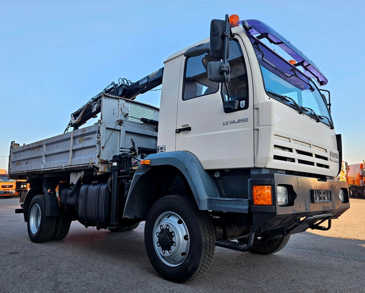 MAN LE 14.250 4x4 HIAB 077BS-2 Kran Greifer - Istovarivač, Kamion sa dizalicom: slika 1 MAN LE 14.250 4x4 HIAB 077BS-2 Kran Greifer - Istovarivač, Kamion sa dizalicom: slika 1